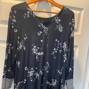 J Jill Wearever Floral Long Sleeve Blouse